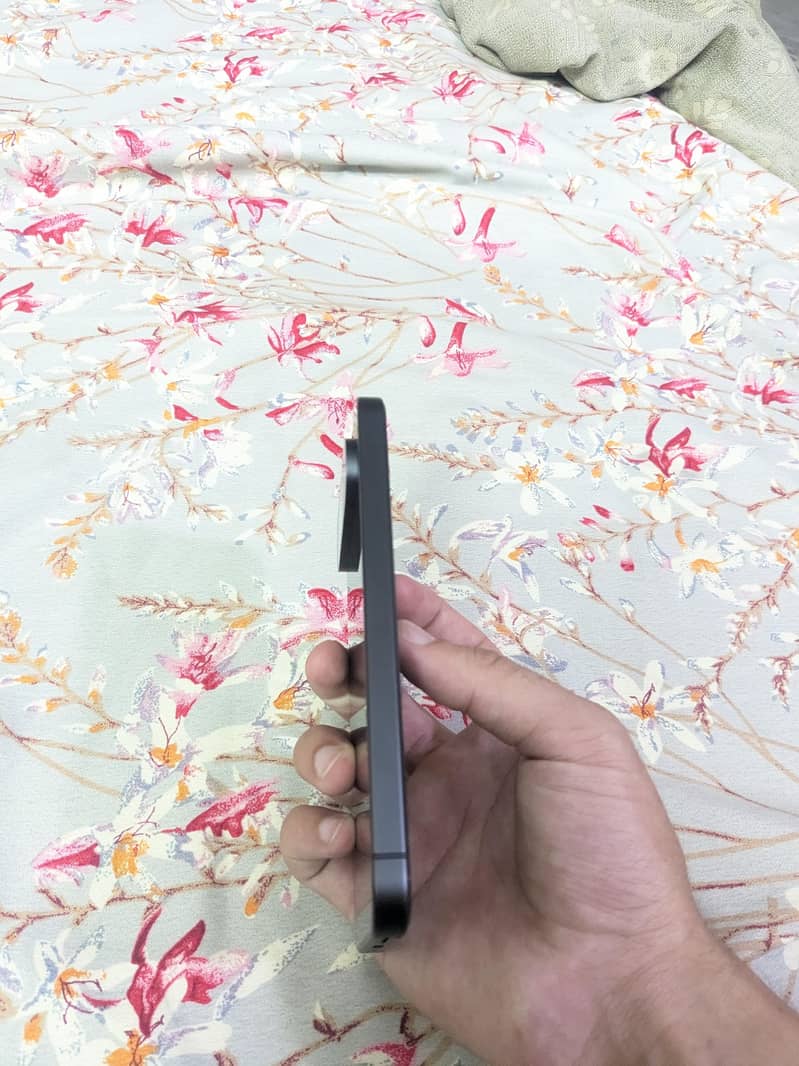 Google Pixel 9 3