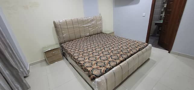 1 bed daily basis laxusry apartment available for rent in bahria town