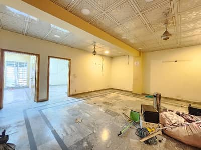10 Marla Office Available For Rent