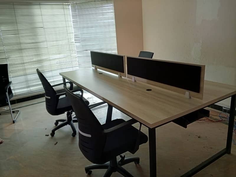 Workstation table 8