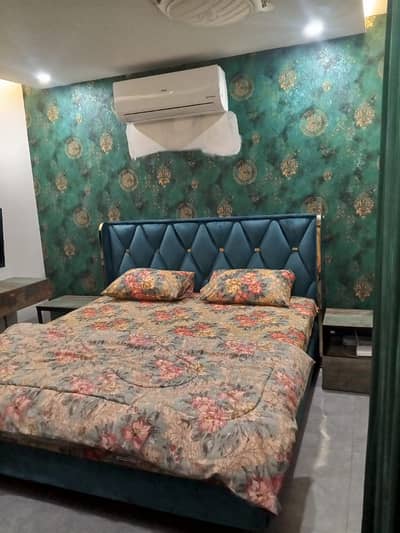 One bedroom daily basis laxusry short stay apartment available for rent in bahria town