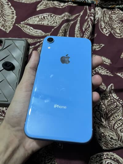 Apple iPhone XR