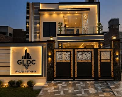8 Marla Brand New House For Sale
