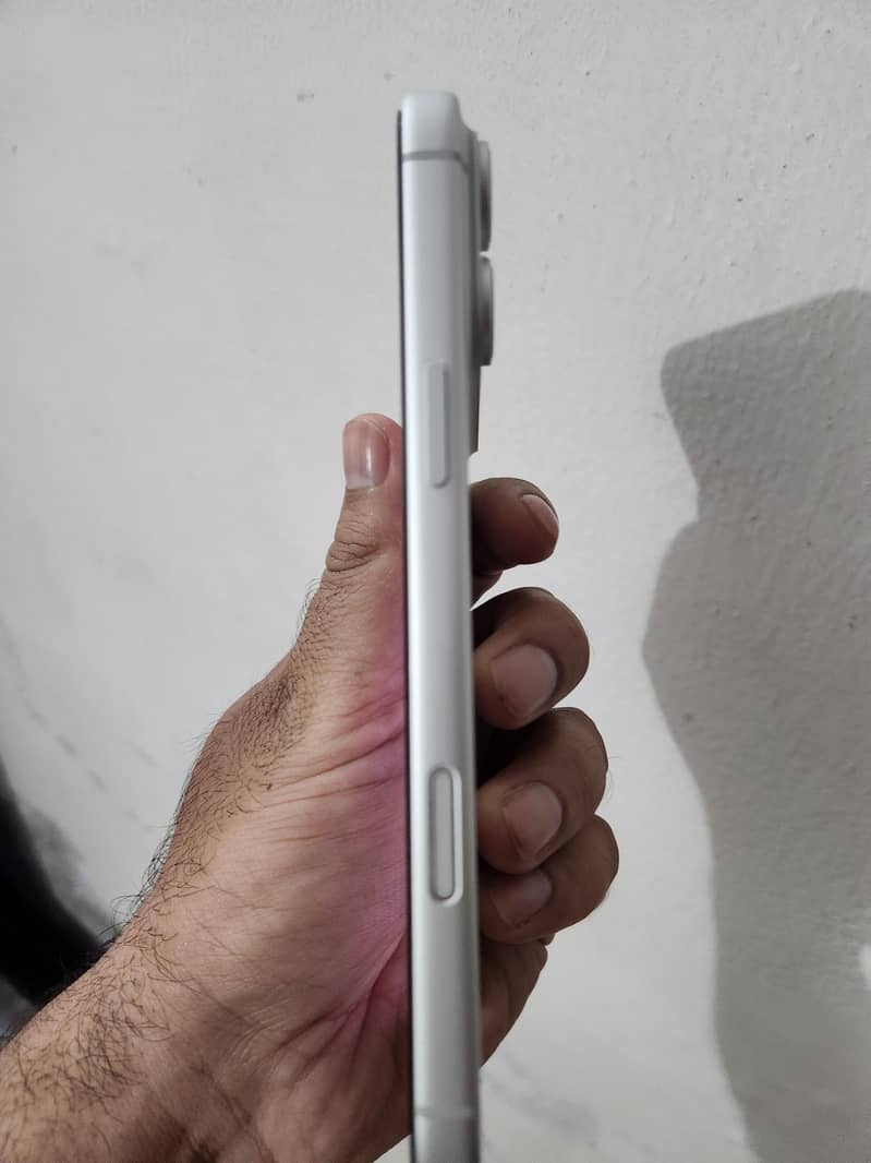 Apple iPhone 17 Pro Max 5