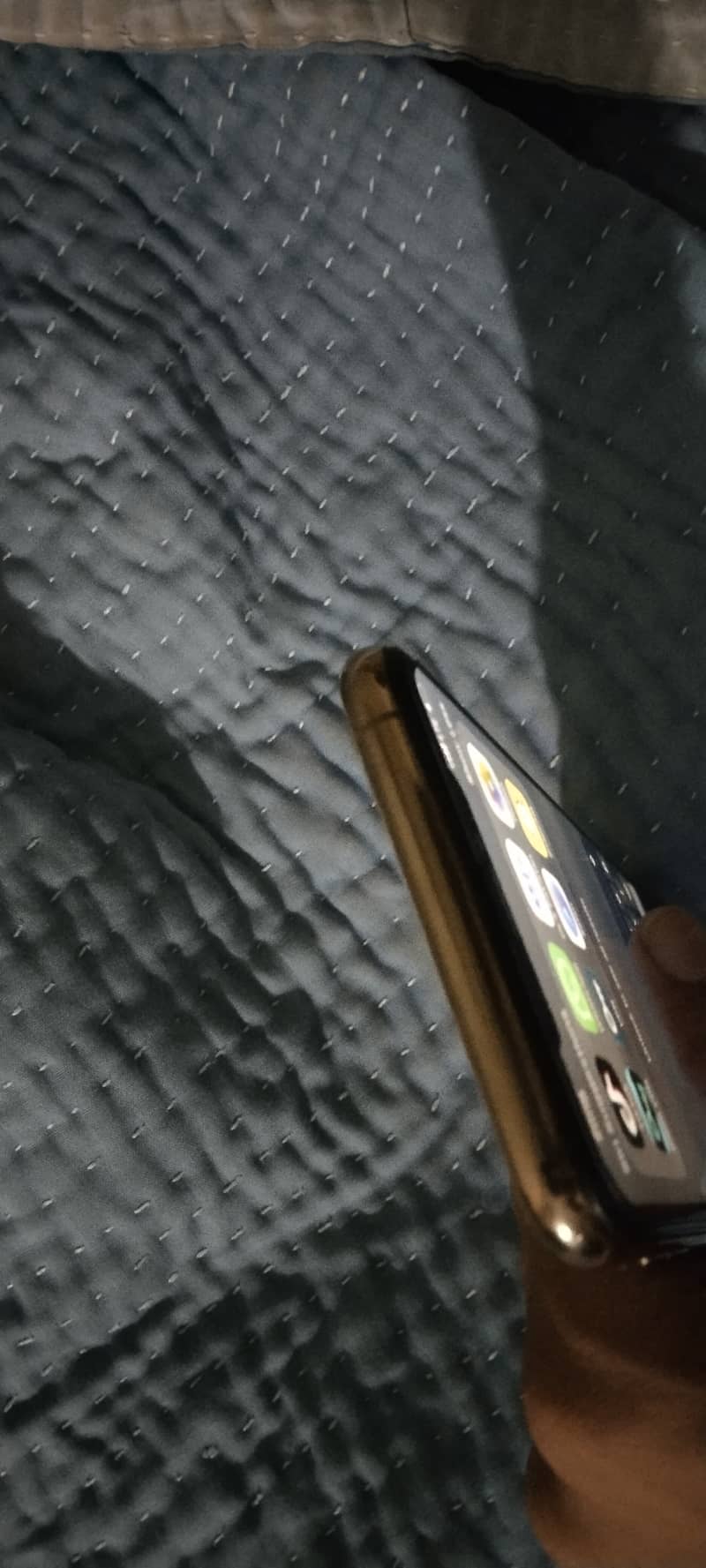 iphone 11 pro max 4