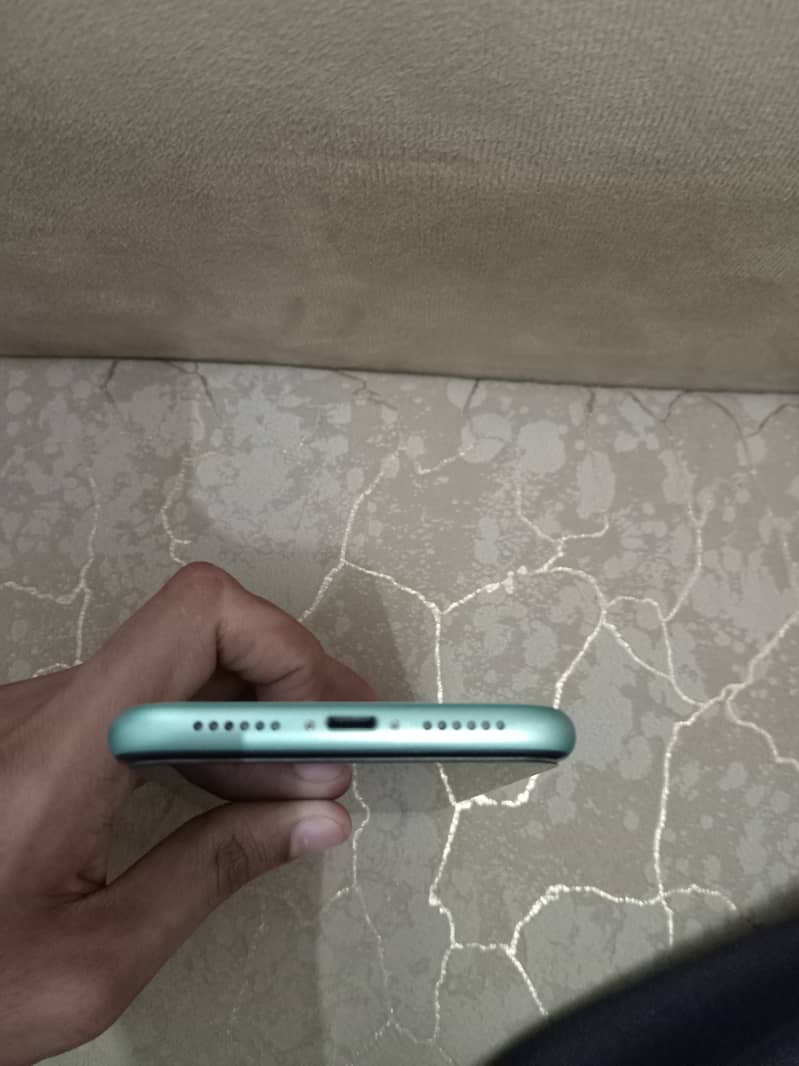 Apple iPhone 11 1