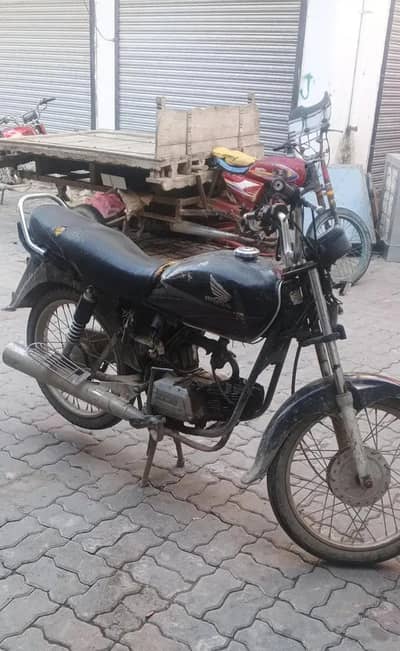 Honda 100cc 2011 model