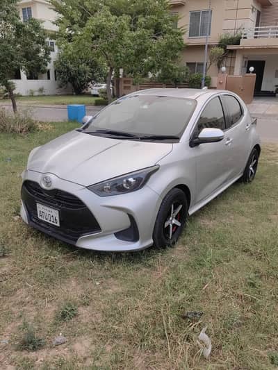 Toyota Yaris 2020 japanes 4grade .