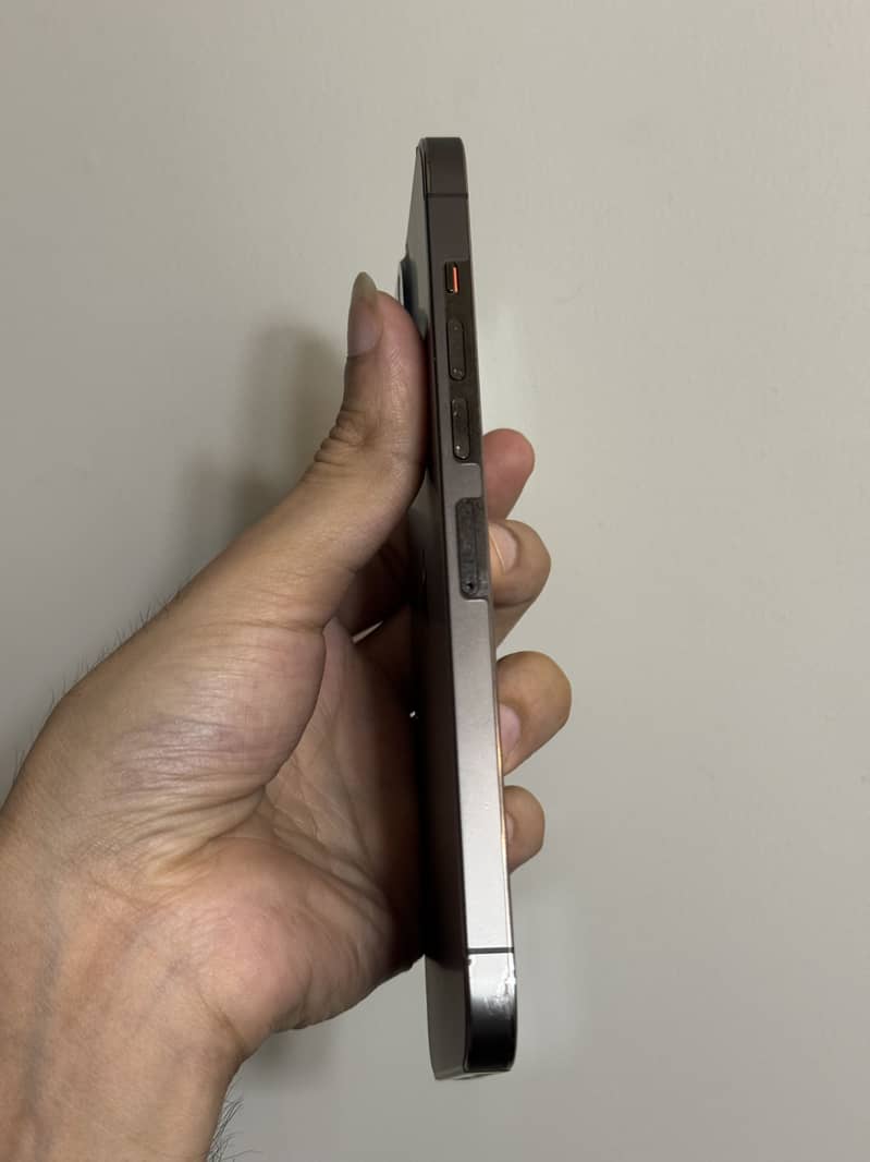 iPhone 13 Pro Max 4