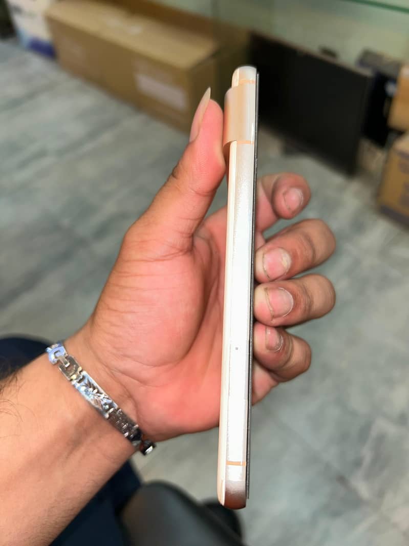 Google Pixel 8 9