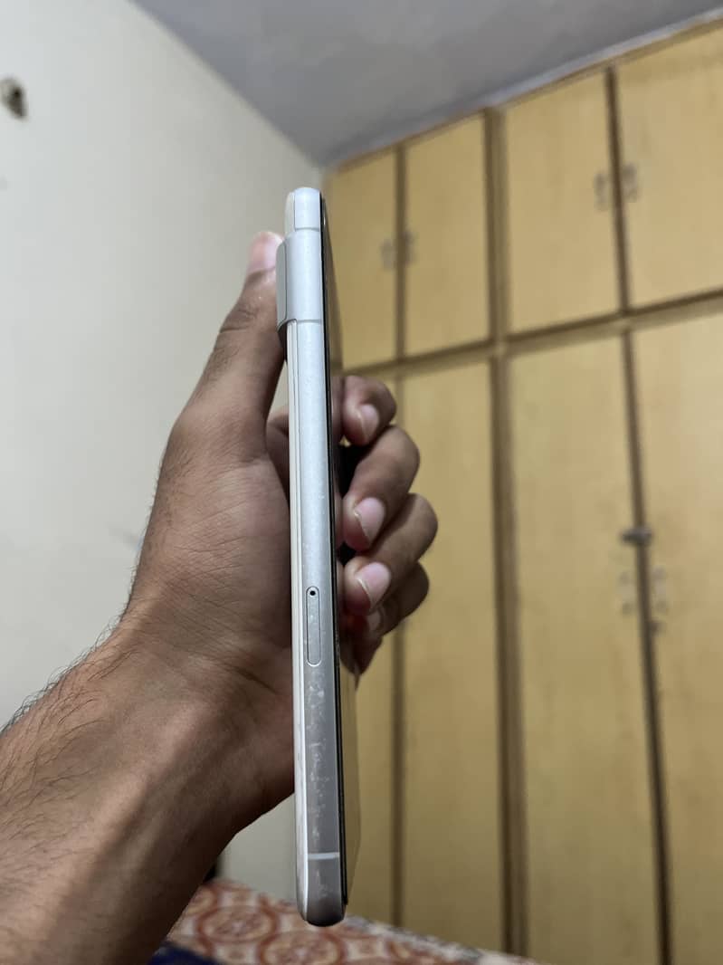 Google Pixel 7 5