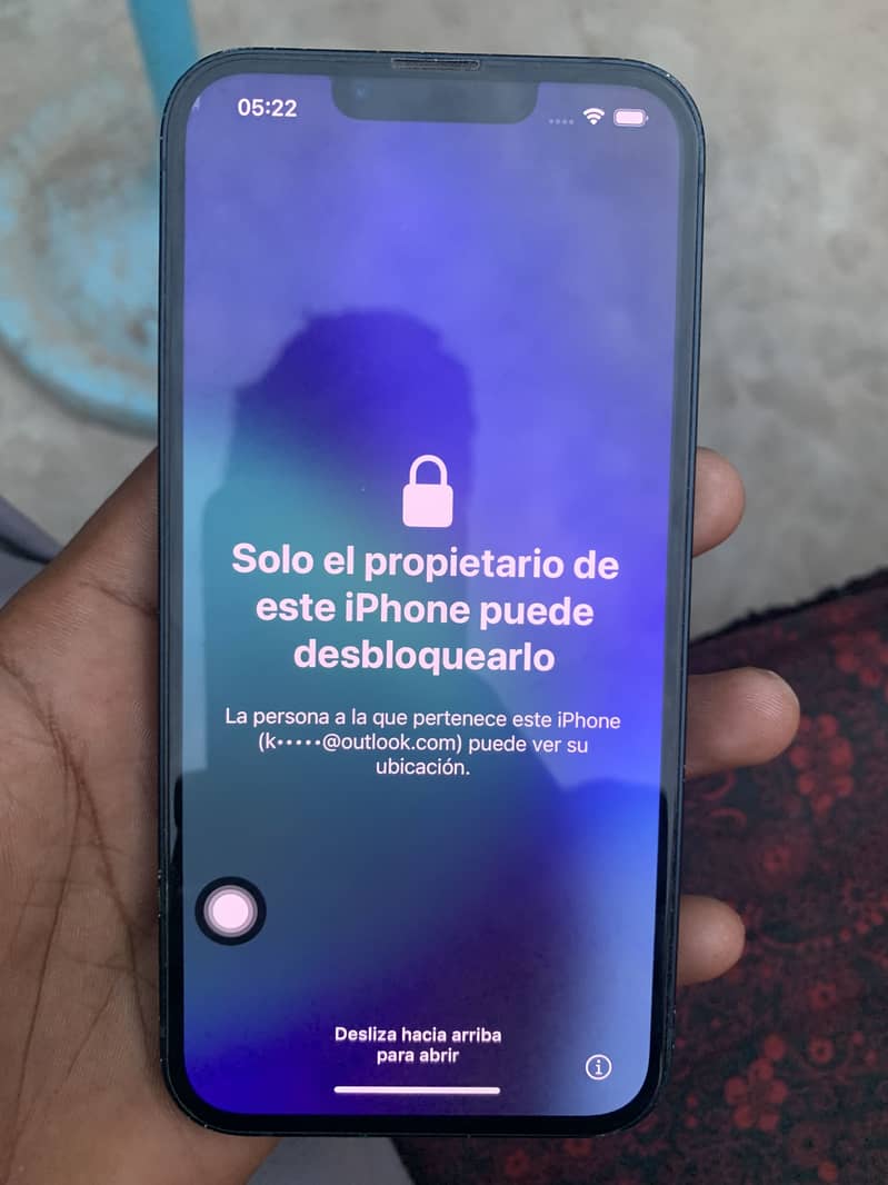 Apple iPhone 13 0