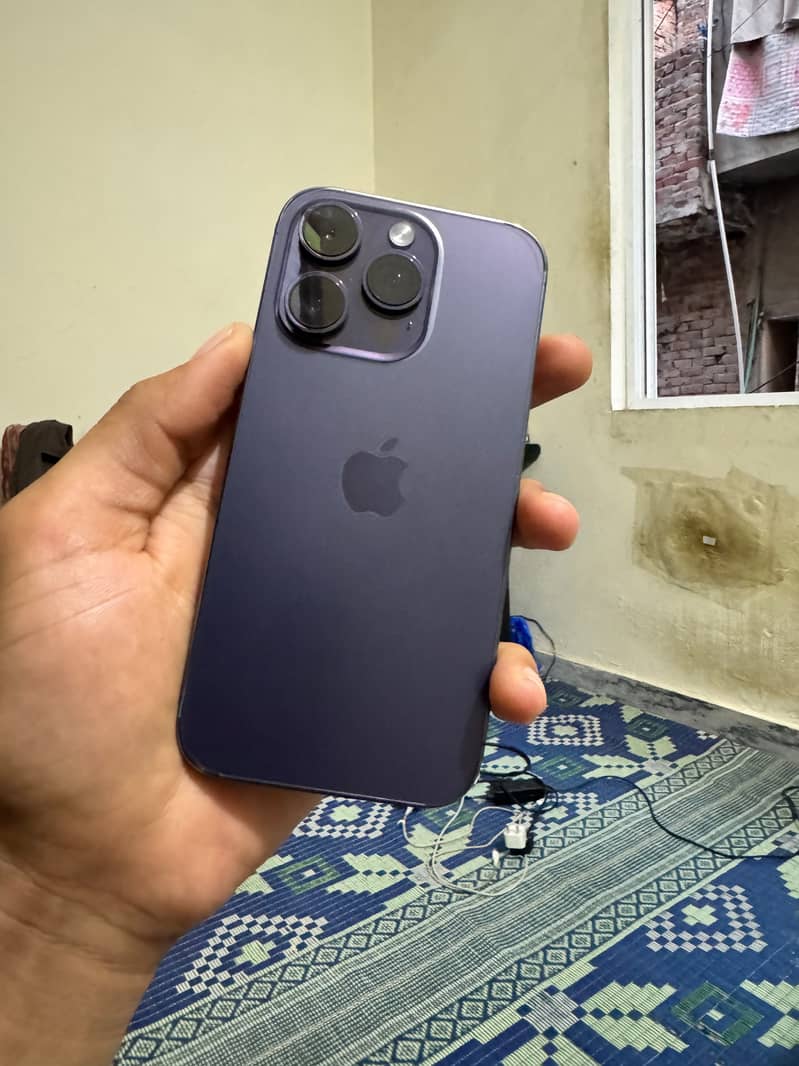 Apple iPhone 14 Pro 3
