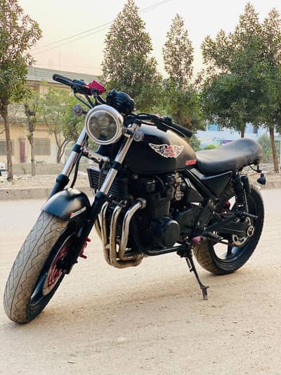 Kawasaki zypher 400cc modified