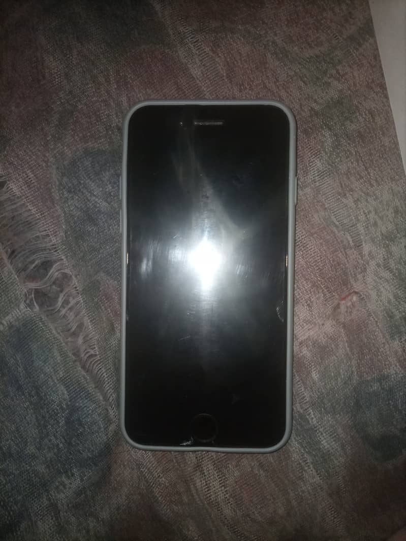 Apple iPhone 7 4