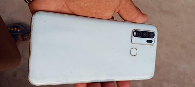 Vivo Y30