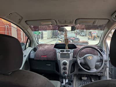 Toyota Vitz 2009