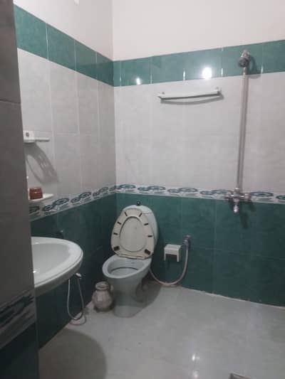 I-8 upper portion available for rent at prime location