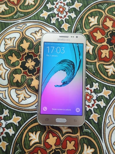 Samsung Mobile J2