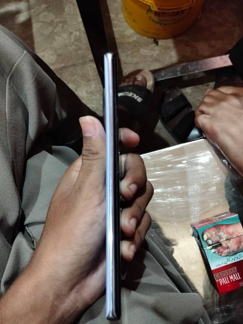 Tecno CAMON 30S 1