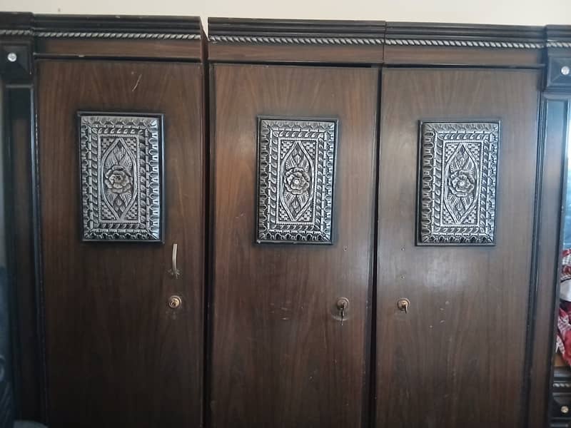 Used 4 set 1