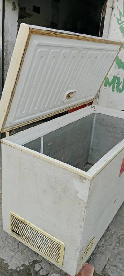Freezer for sell