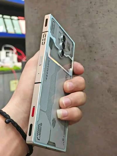 red magic 8 s Pro 12/256 GB 03214923837 my WhatsApp number