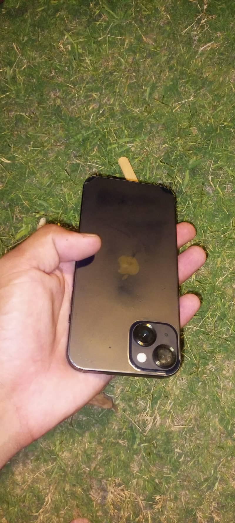 Apple iPhone 13 1