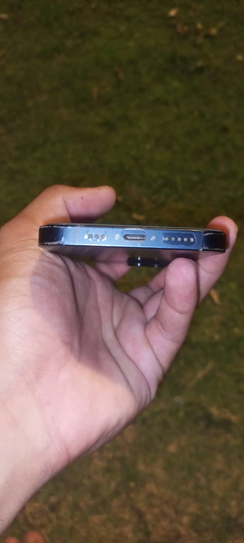 Apple iPhone 13 4