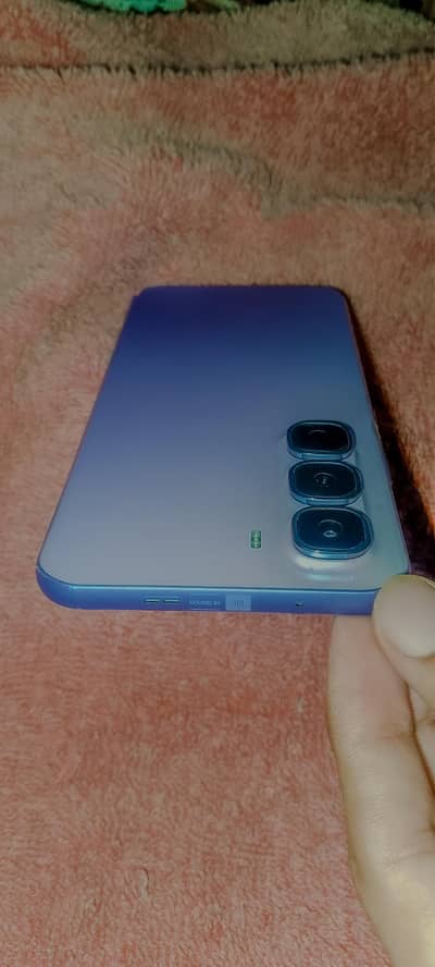 Infinix Hot 60 Pro+ – Lush Condition 10 by 10 6 month original wranty