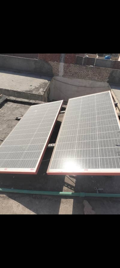 solar panel 185