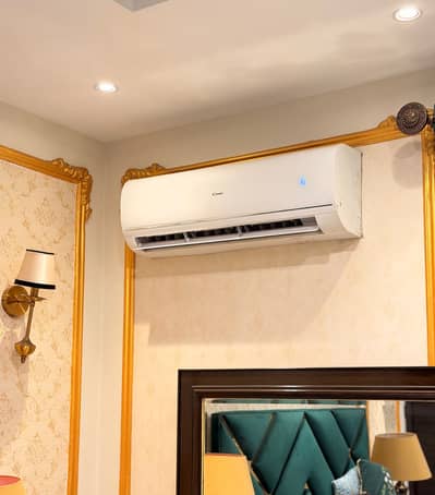 Haier 1.5 Ton brand new candy