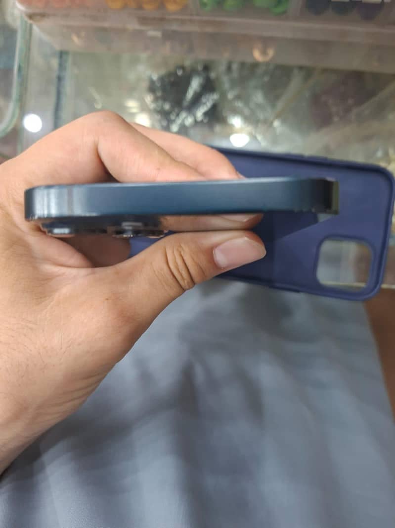Apple iPhone 14 plus 0