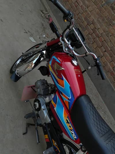 Honda CC 70 22 model hai