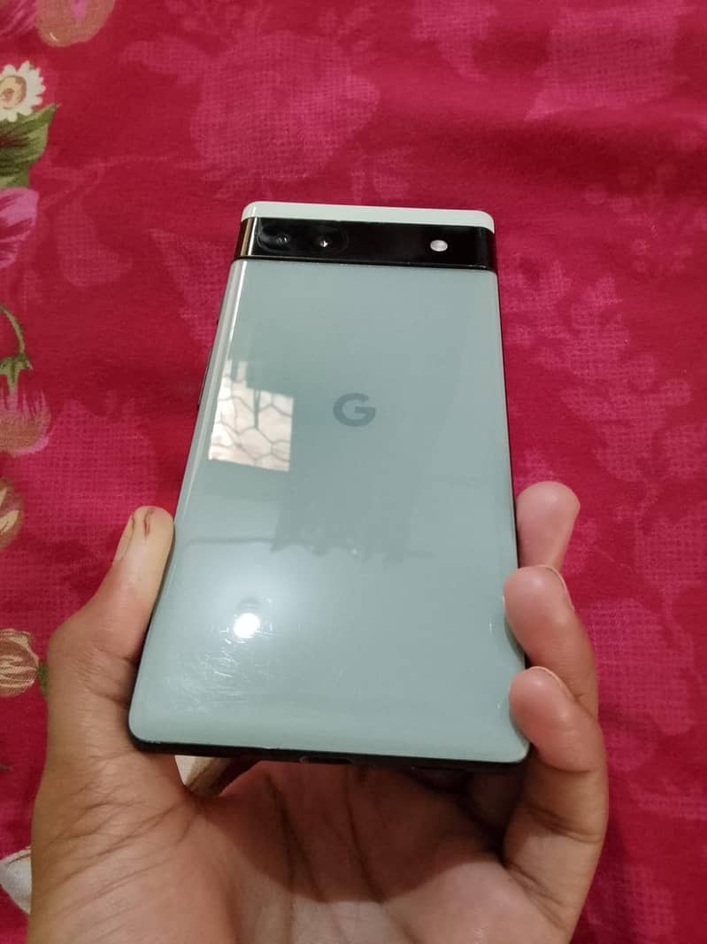 Google Pixel 6a 1