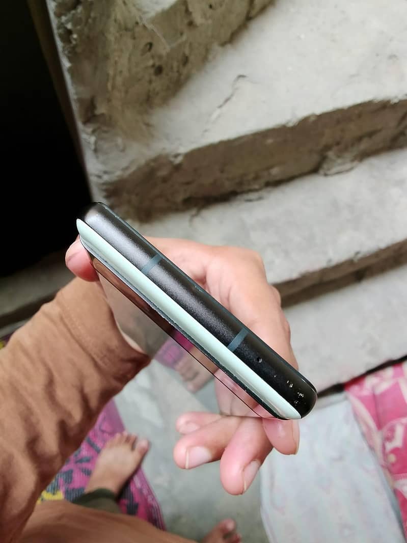 Google Pixel 6a 3
