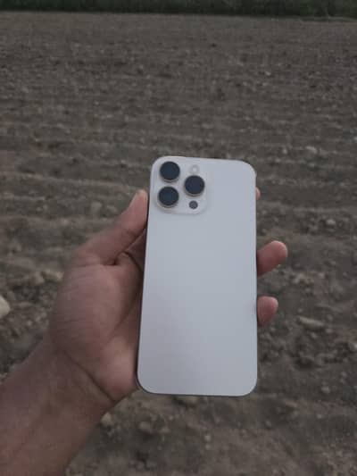 Apple iPhone 16 Pro Max