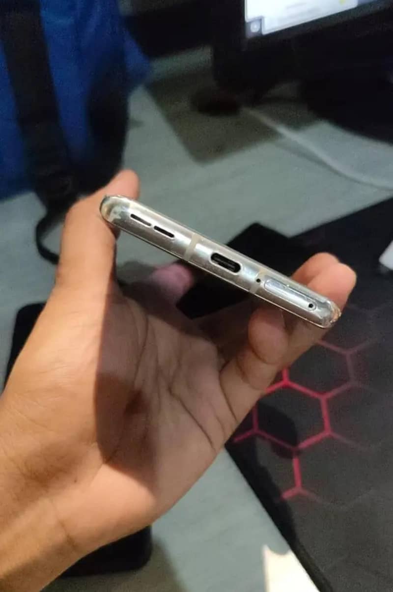 One Plus 8 4