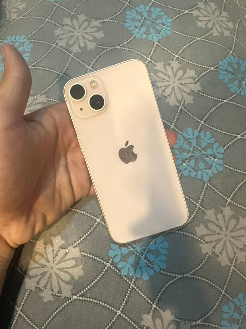 Apple iPhone 13 3