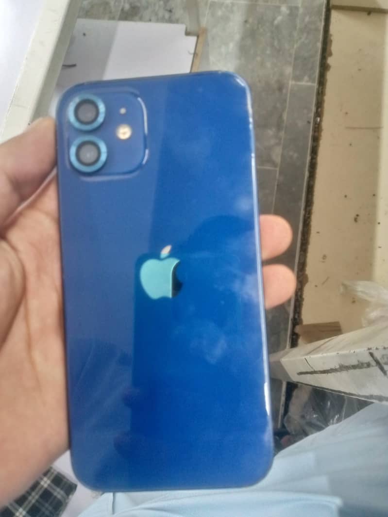 Apple iPhone 12 2