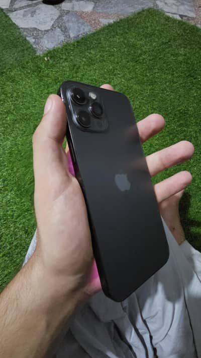 Iphone 12promix All sim working baqe 10/10 Urgent sell need money
