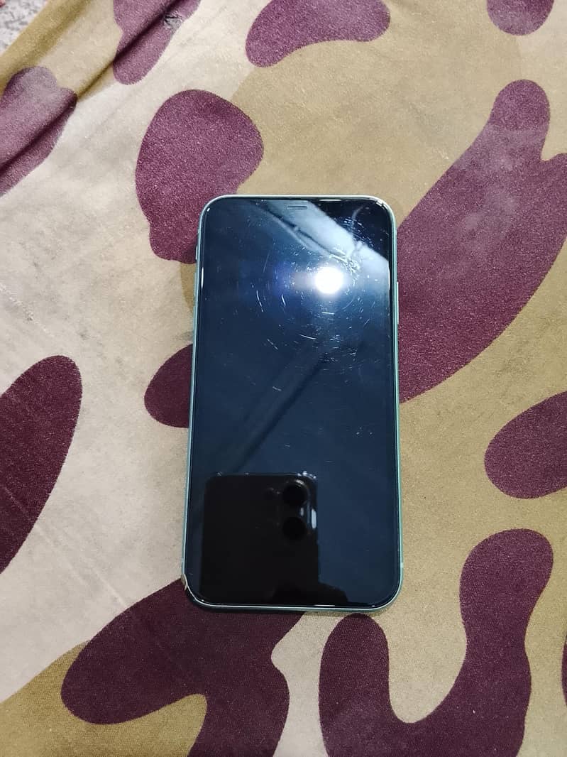 Apple iPhone 11 0