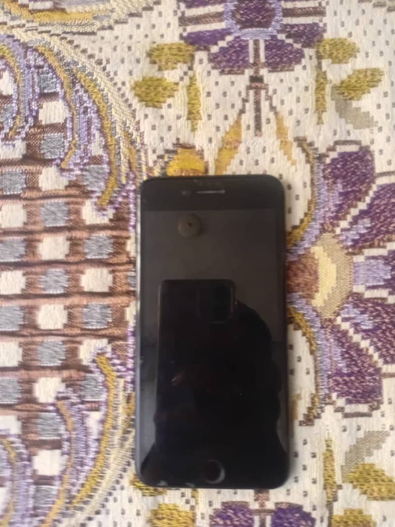 Apple iPhone 7 Plus 3