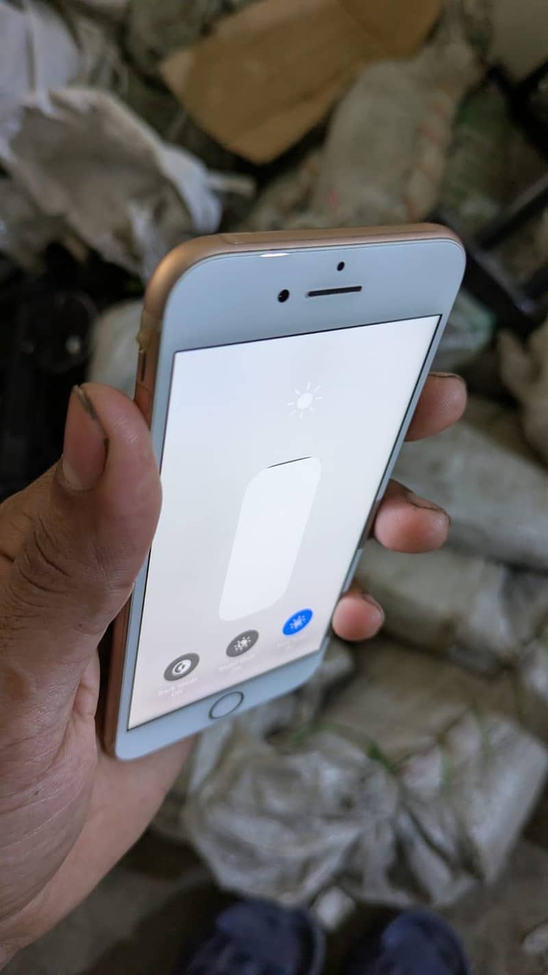 Apple iPhone 8 7