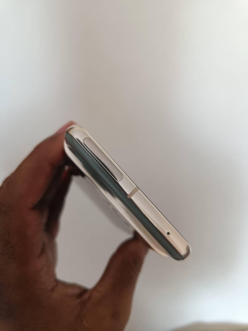 Google Pixel 7 Pro 4