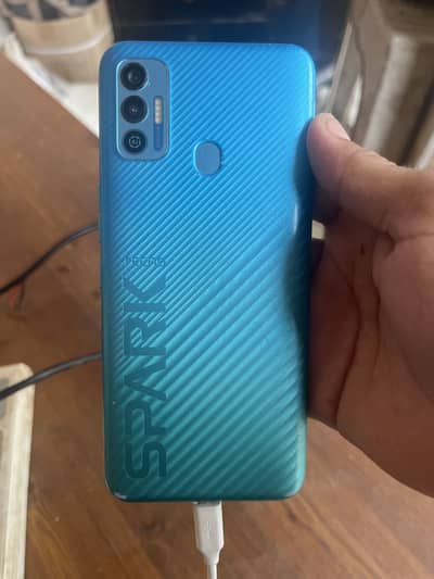 Tecno spark 7t