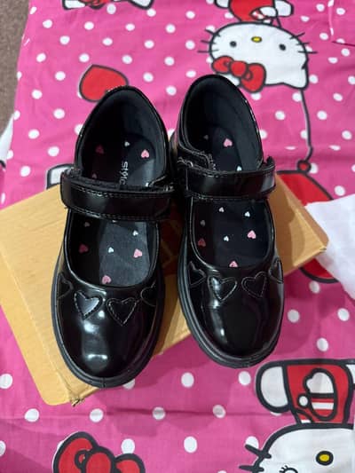 school l shoes