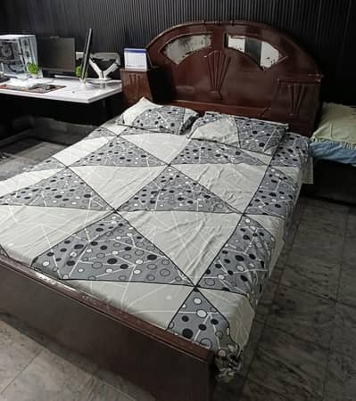 Queen Size bed, Queen Bed, Bed with Mattress, wooden bed
