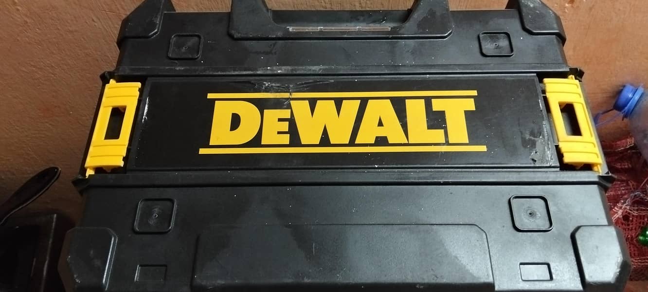DeWalt Tool box 1