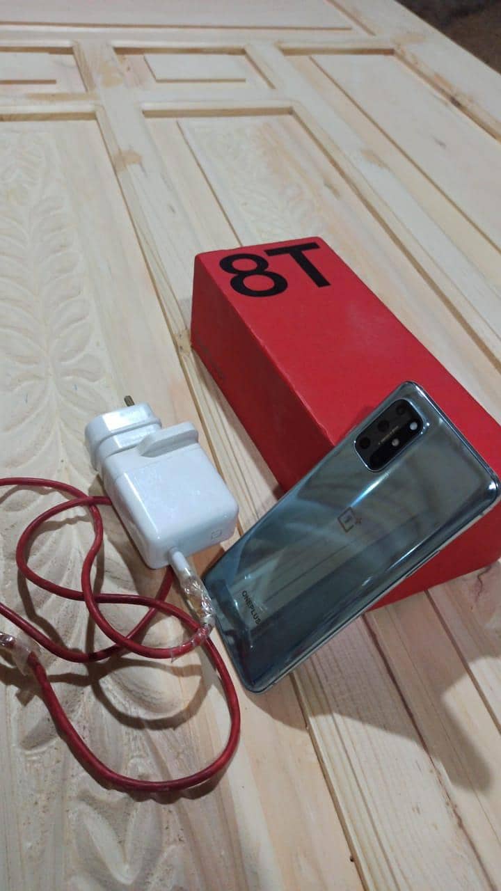 One Plus 8T 0